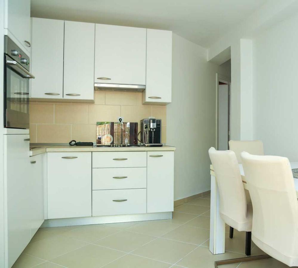 Adrian-Apartments-51511-Malinska-Otok-Krk Primorska 21 외부 사진