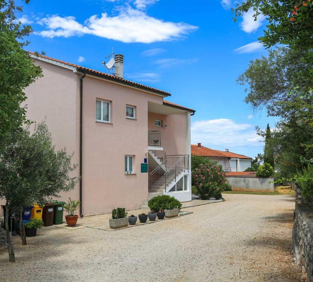 Adrian-Apartments-51511-Malinska-Otok-Krk Primorska 21 외부 사진
